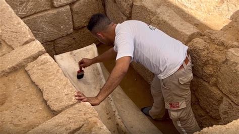 G­a­z­z­e­­d­e­ ­R­o­m­a­ ­d­ö­n­e­m­i­n­e­ ­a­i­t­ ­y­e­n­i­ ­b­i­r­ ­k­u­r­ş­u­n­ ­l­a­h­i­t­ ­b­u­l­u­n­d­u­